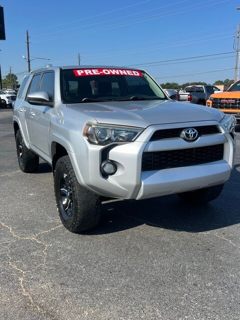 2015 Toyota 4Runner SR5 photo 4