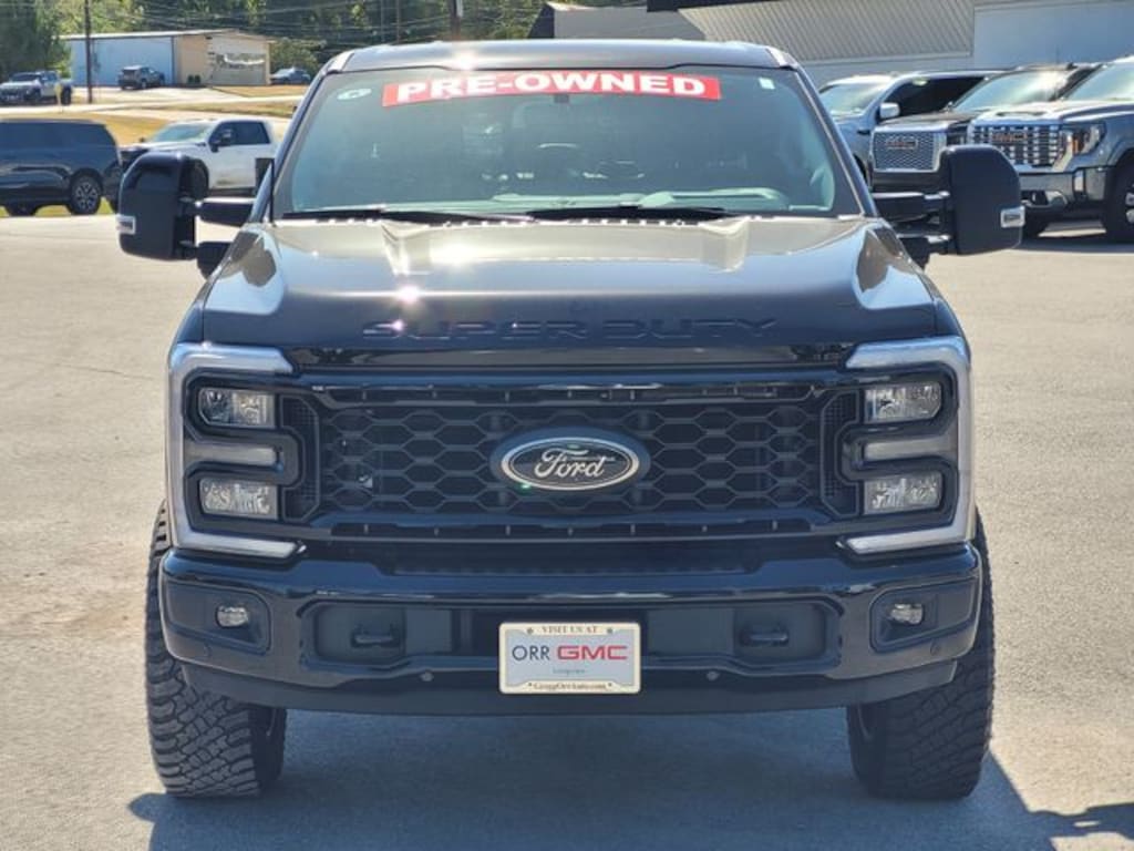 Used 2025 Ford F-250SD Lariat Truck