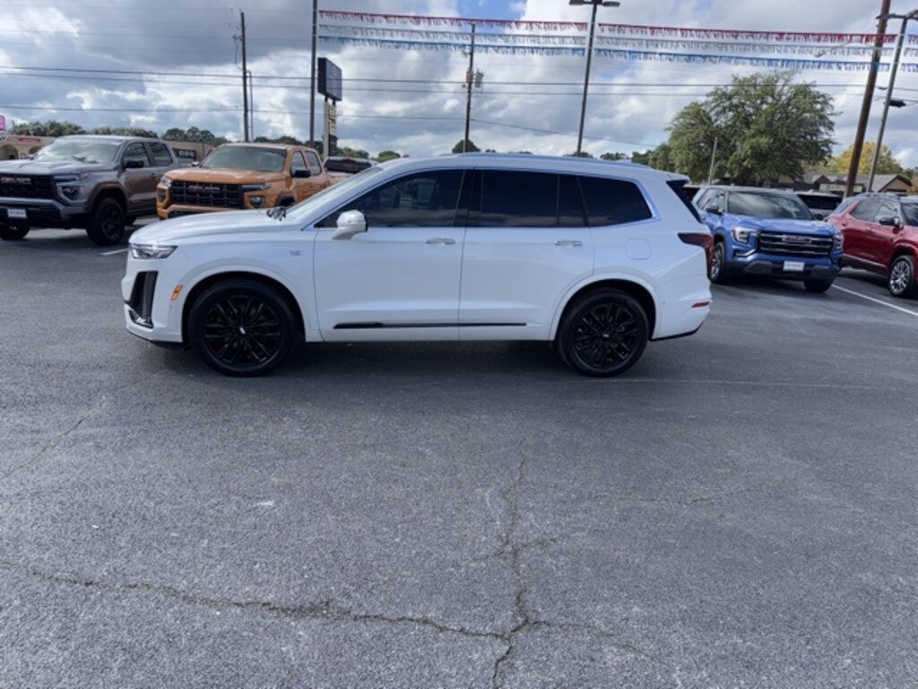 Used 2022 Cadillac XT6 Premium Luxury SUV