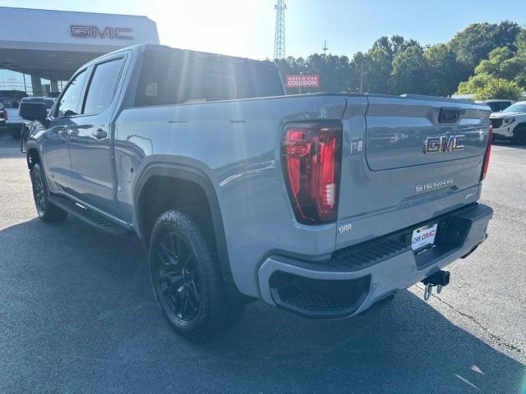 Used 2025 GMC Sierra 1500 AT4 Truck