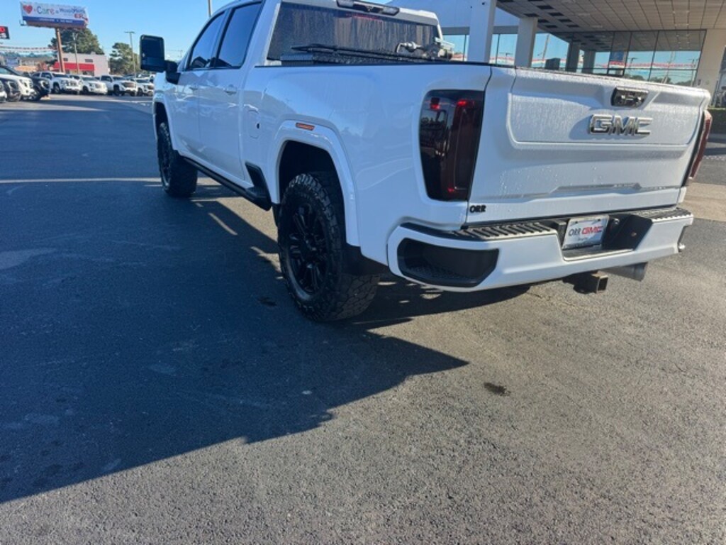 Used 2023 GMC Sierra 2500HD AT4 Truck