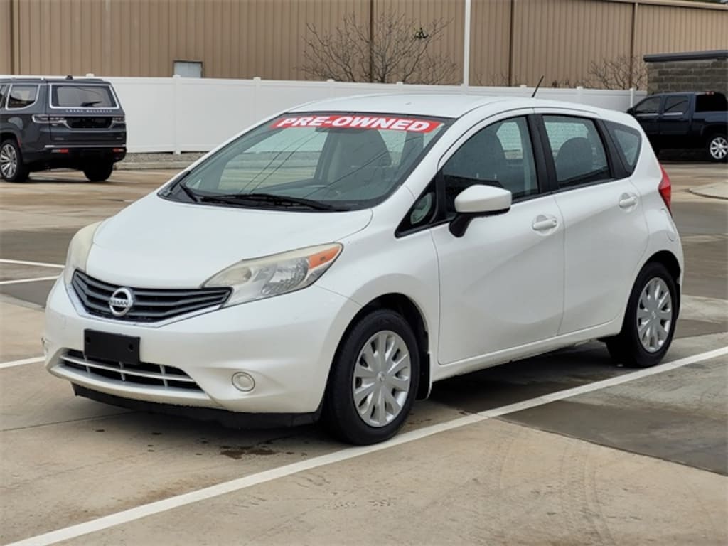 Used 2015 Nissan Versa Note SV Hatchback