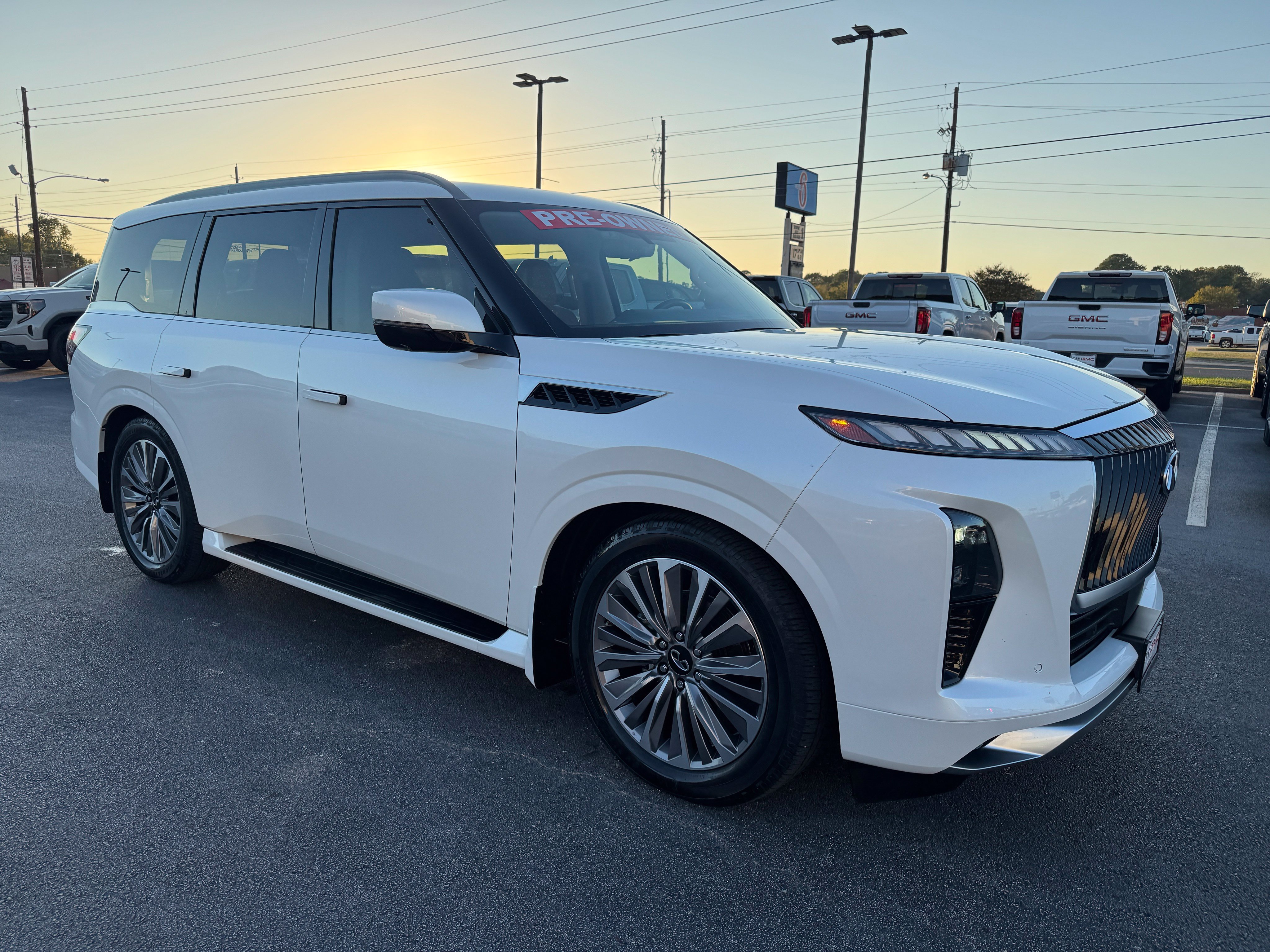 Used 2025 INFINITI QX80 Sensory SUV