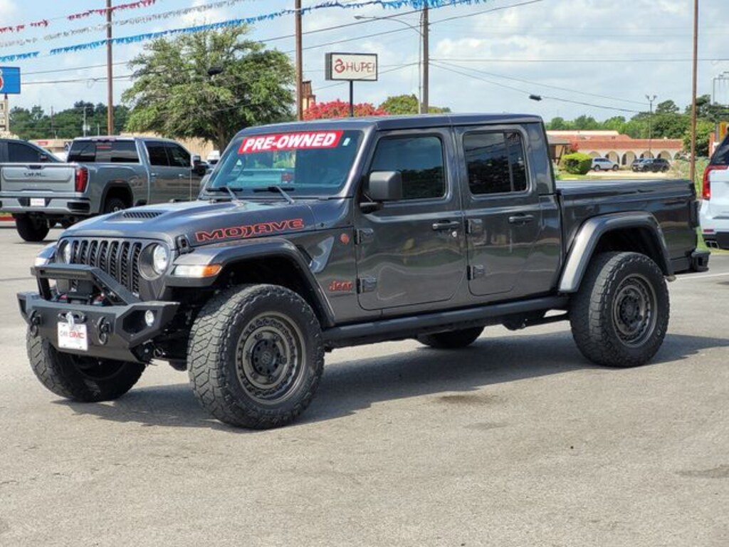 Used 2023 Jeep Gladiator Mojave Truck