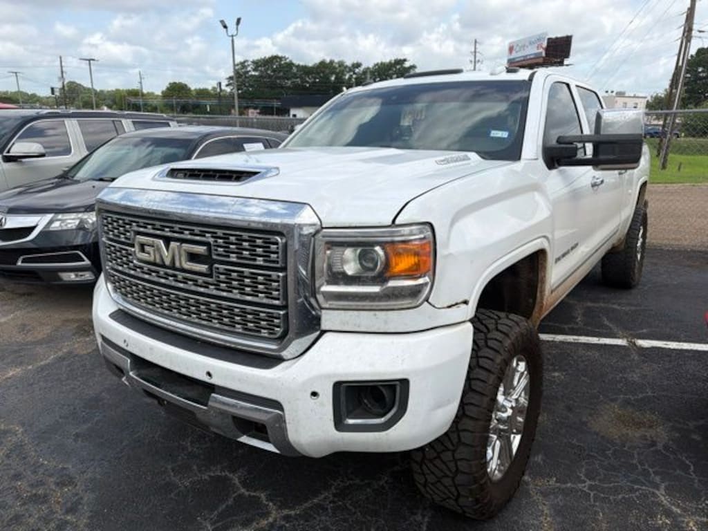 Used 2019 GMC Sierra 2500HD Denali Truck