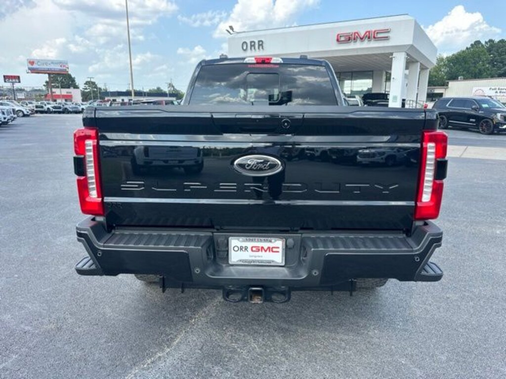Used 2025 Ford F-250SD Lariat Truck