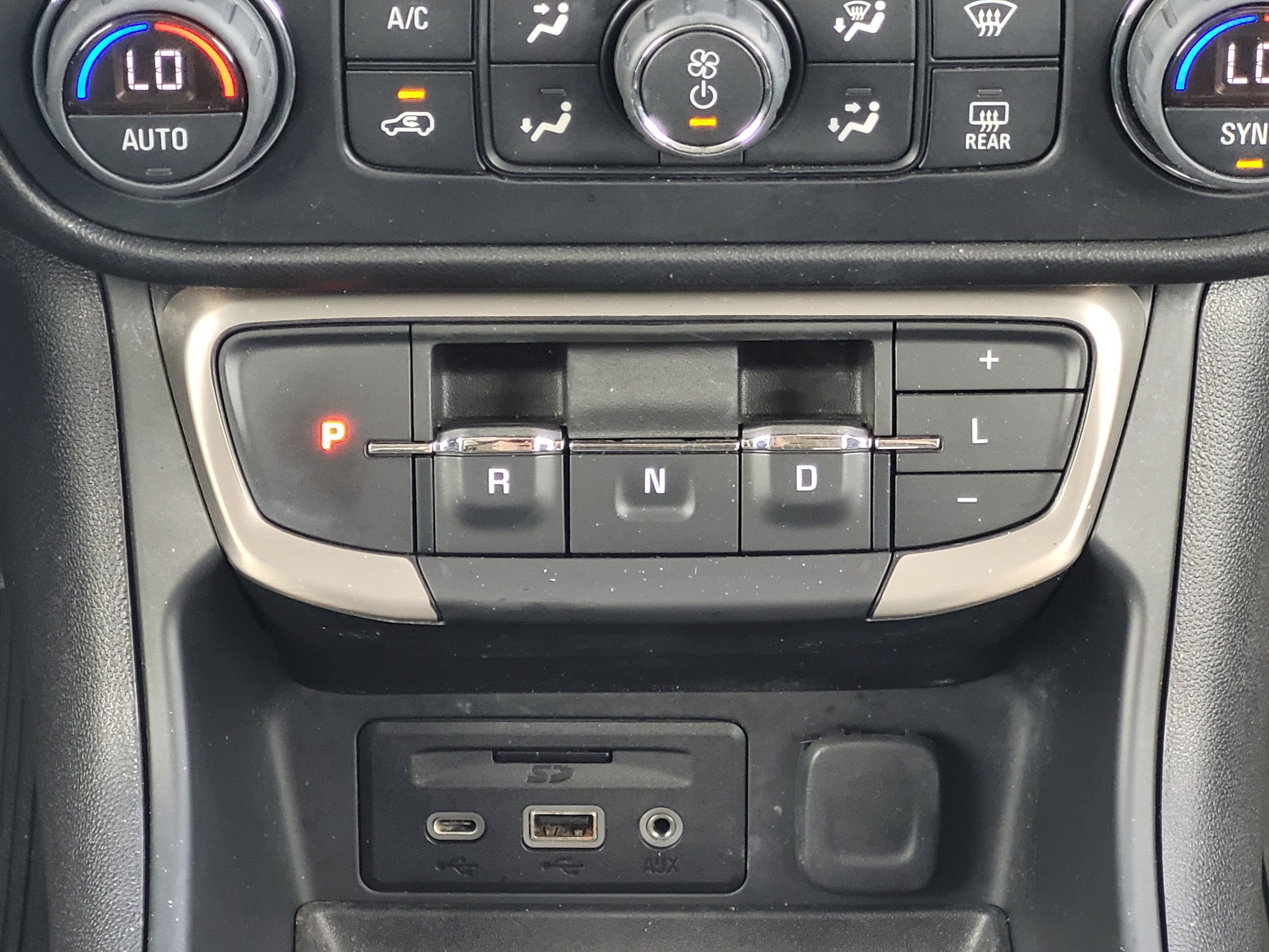 2022 GMC Terrain Denali - Photo 15