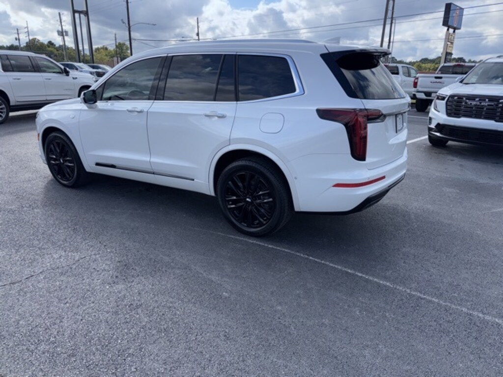 Used 2022 Cadillac XT6 Premium Luxury SUV