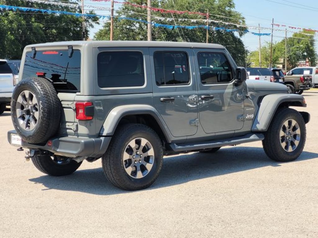 Used 2018 Jeep Wrangler Unlimited Sahara SUV