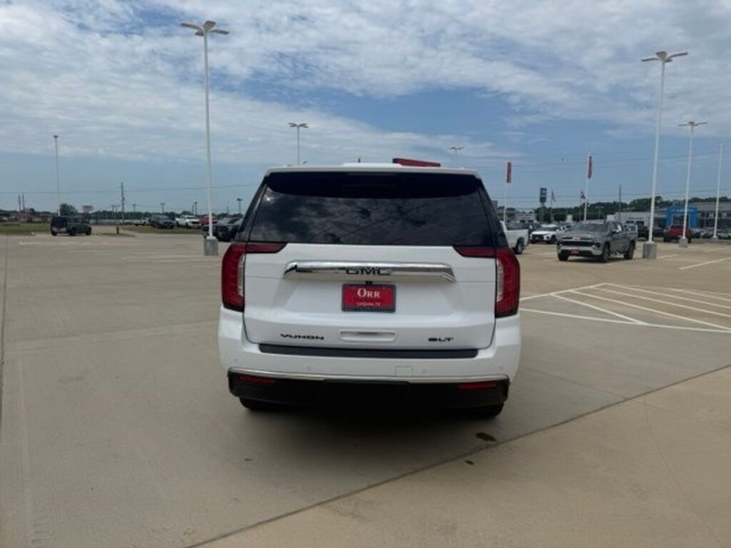 Used 2024 GMC Yukon SLT SUV