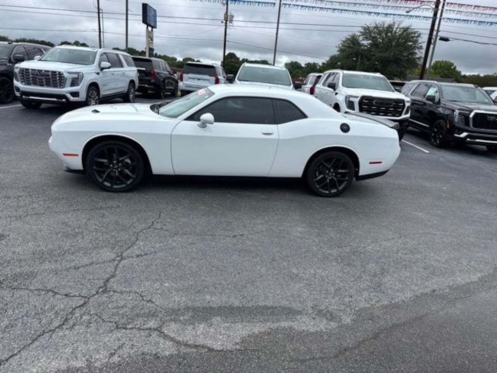 Used 2023 Dodge Challenger SXT Coupe