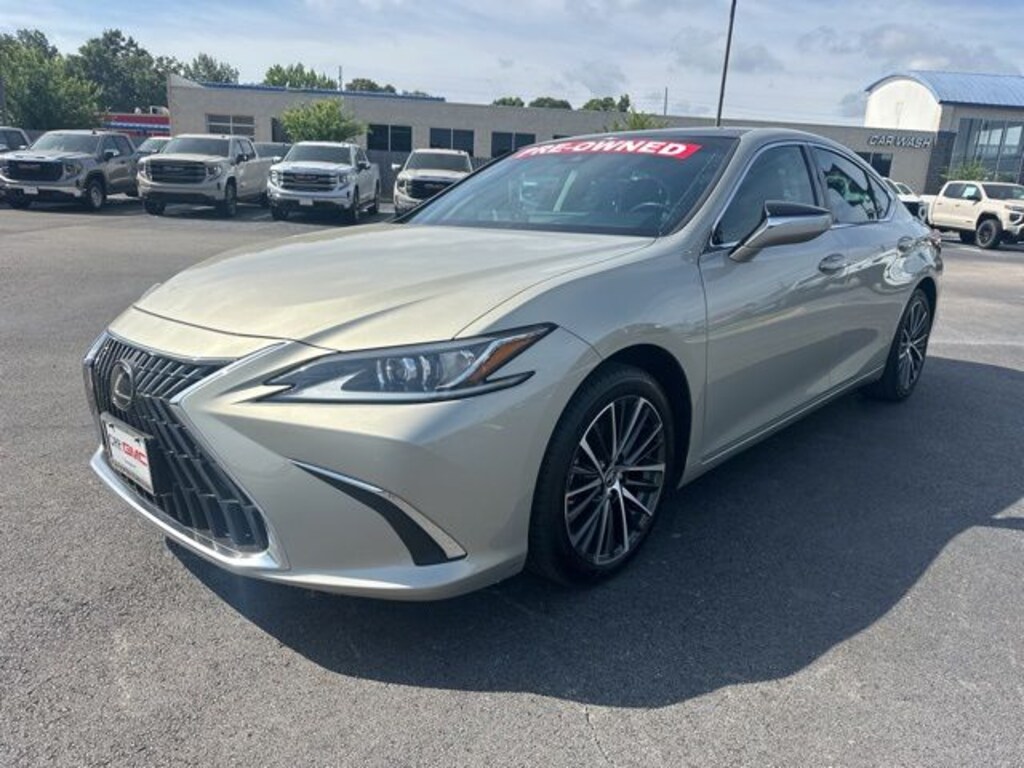 Used 2022 Lexus ES 350 Sedan