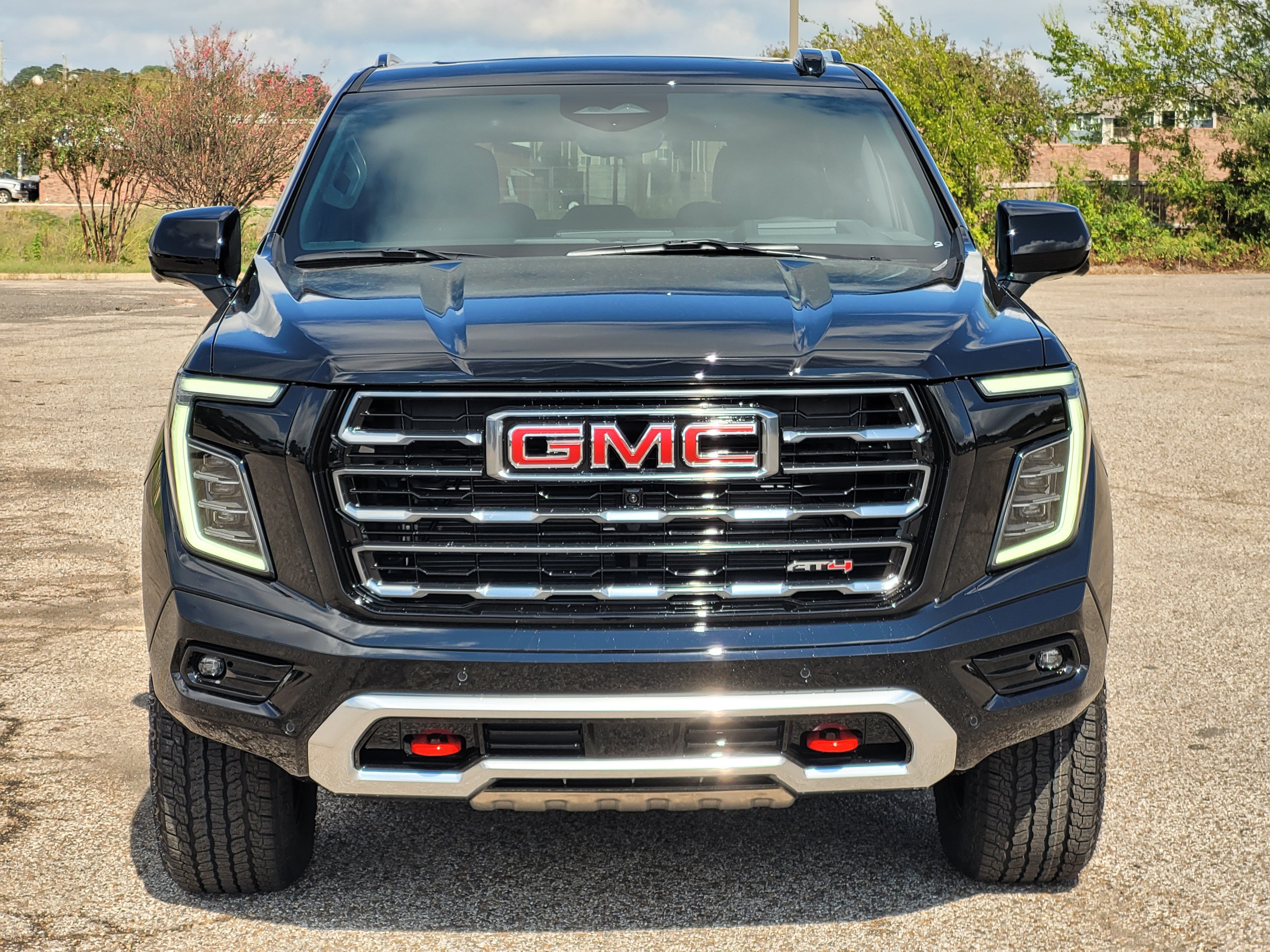 Used 2027 GMC Yukon AT4 SUV