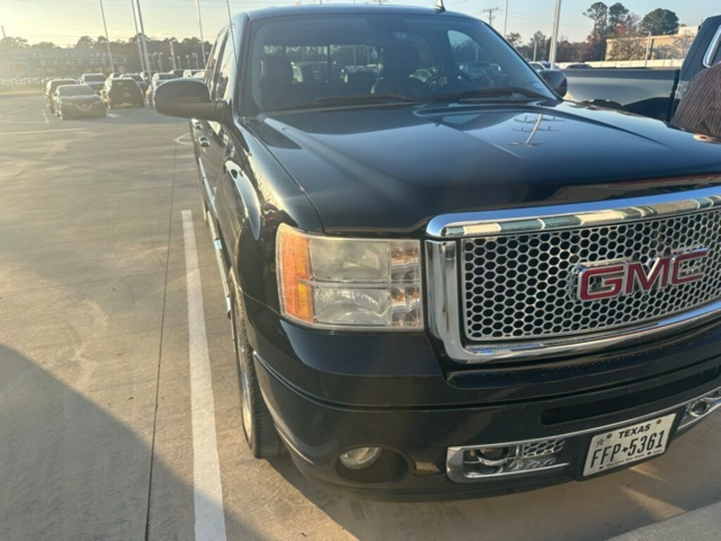 Used 2011 GMC Sierra 1500 SLT Truck