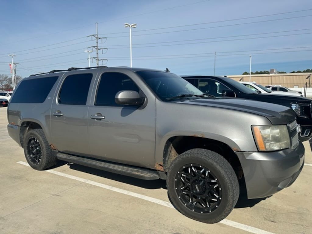 Used 2007 Chevrolet Suburban 1500 LTZ SUV