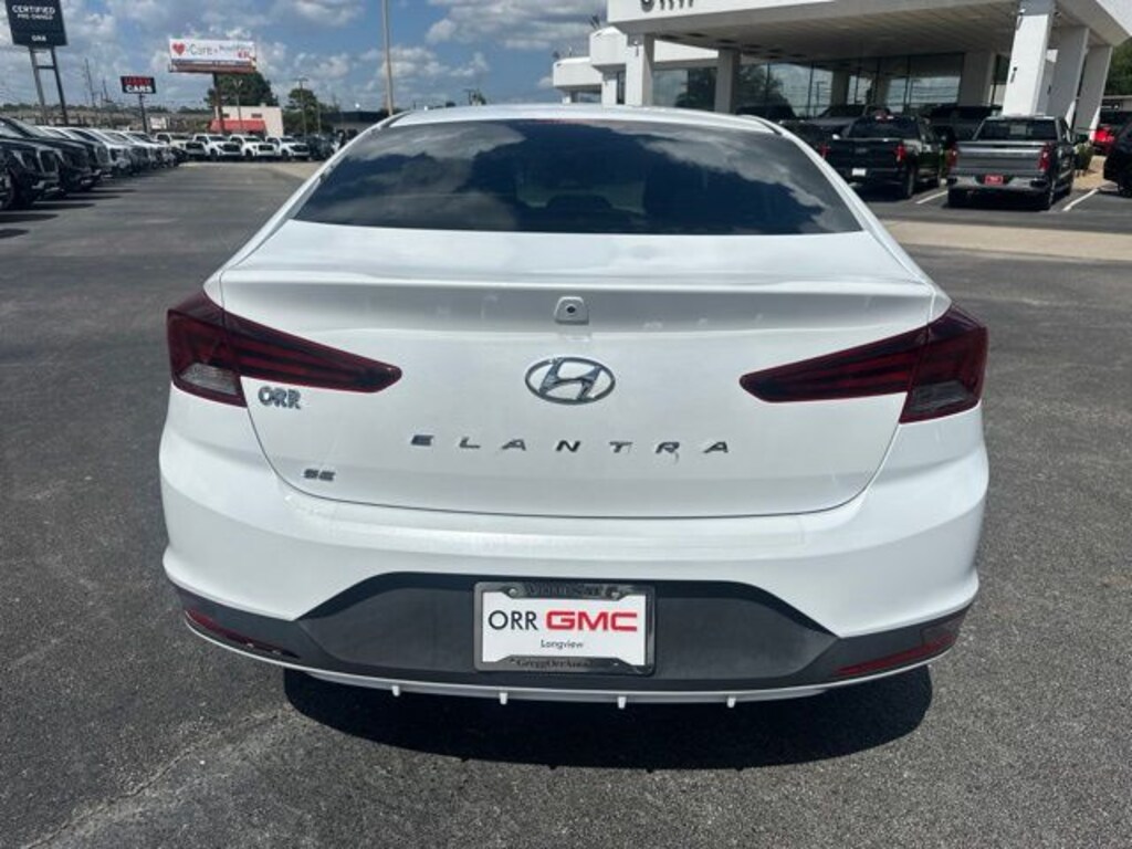 Used 2020 Hyundai Elantra SE Sedan