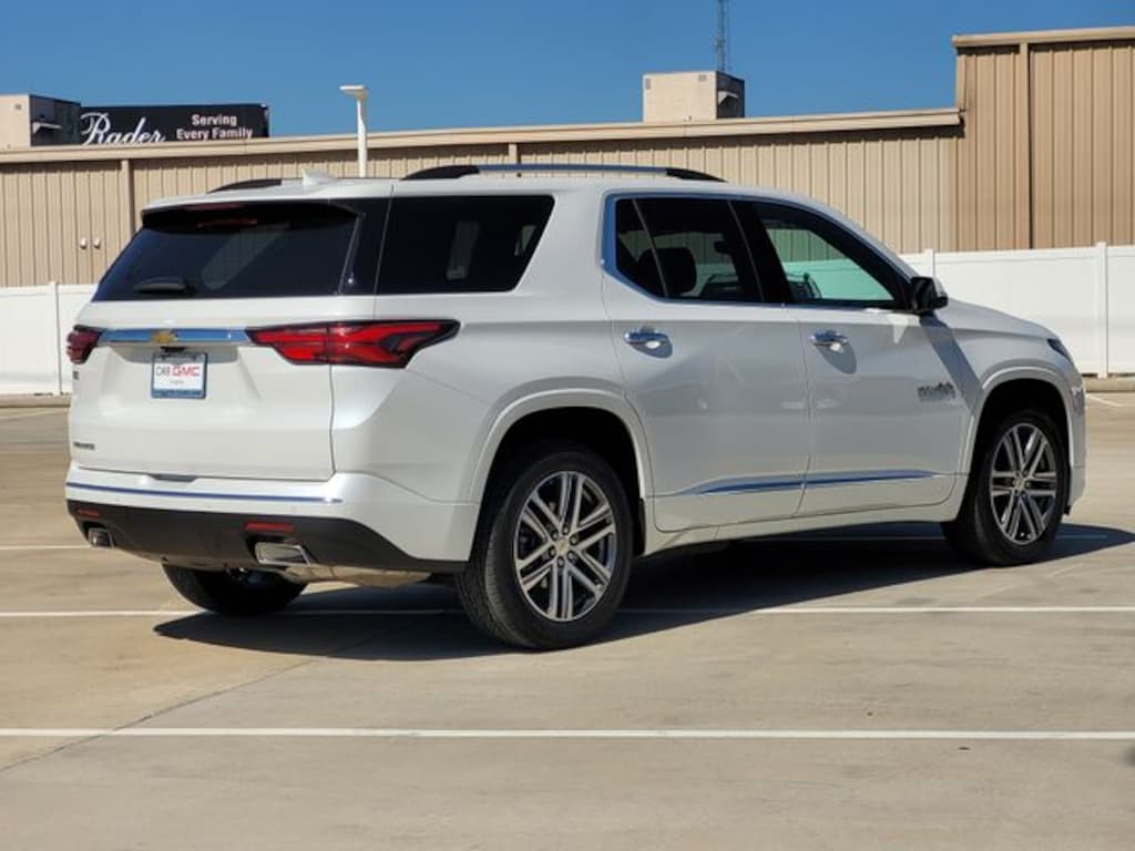Used 2023 Chevrolet Traverse High Country SUV