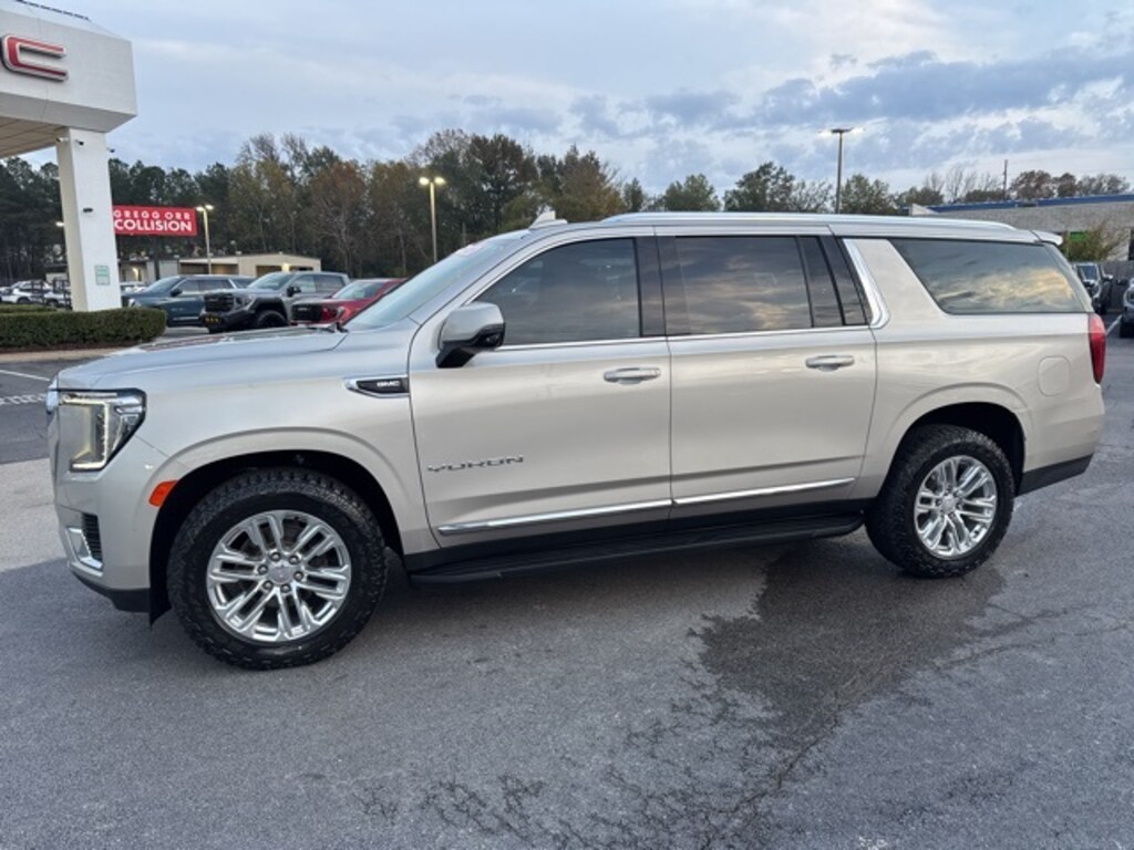 Used 2021 GMC Yukon XL SLT SUV