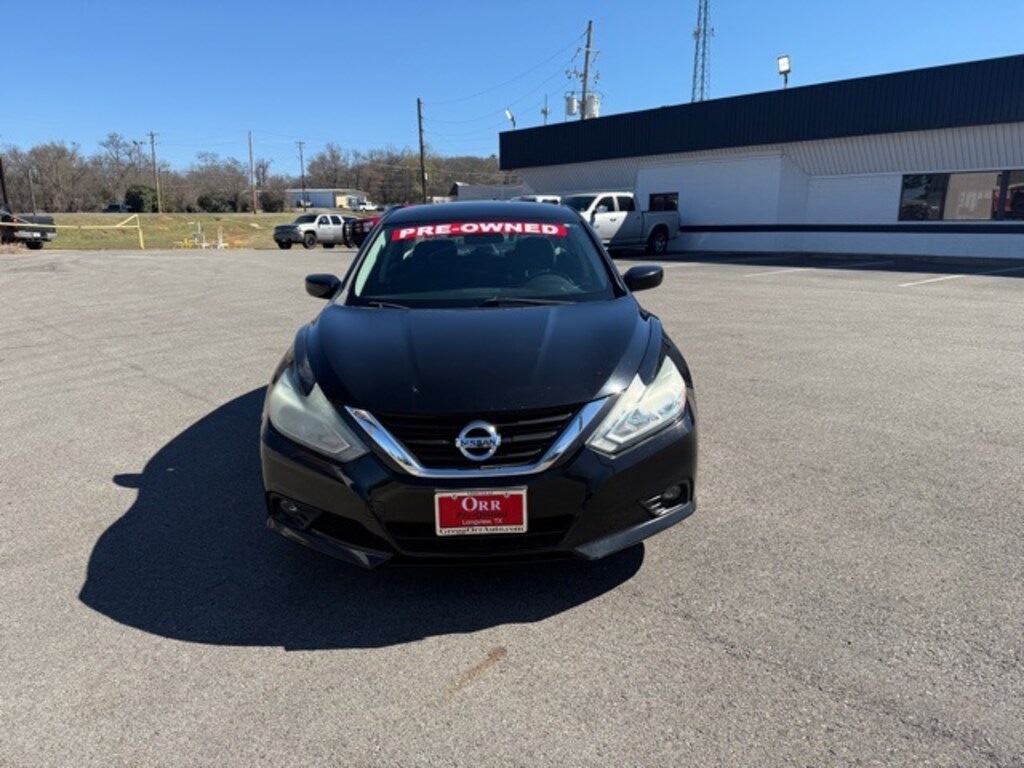 Used 2017 Nissan Altima 2.5 SV Sedan