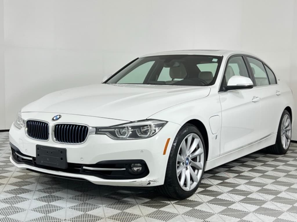 Used 2018 BMW 3 Series 330e iPerformance Sedan