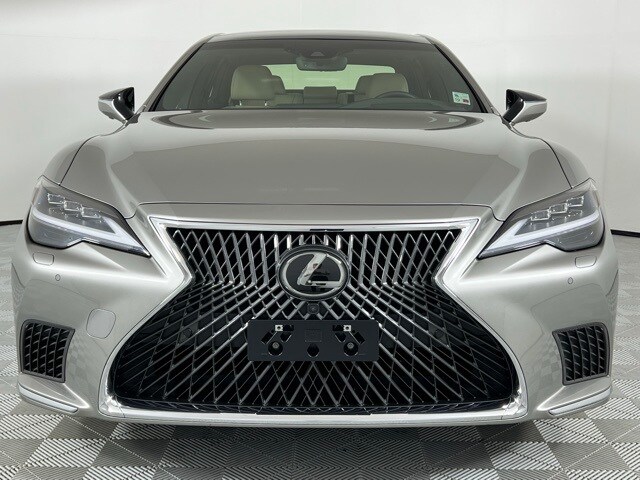 2022 Lexus LS 500 photo 3