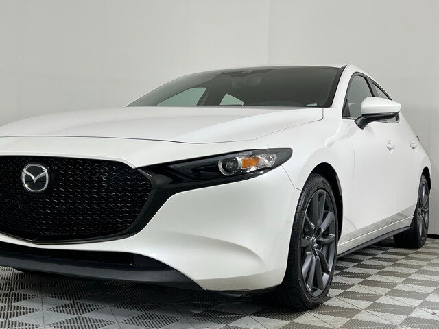 2023 Mazda Mazda3 2.5 s Preferred photo 4