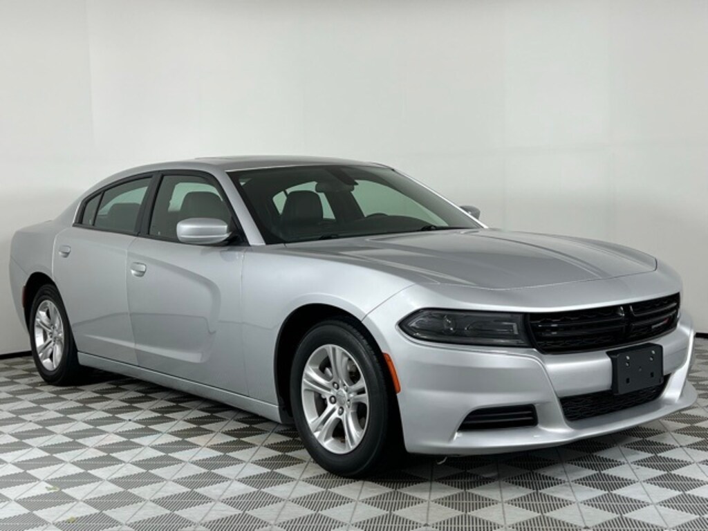 Used 2022 Dodge Charger SXT Sedan