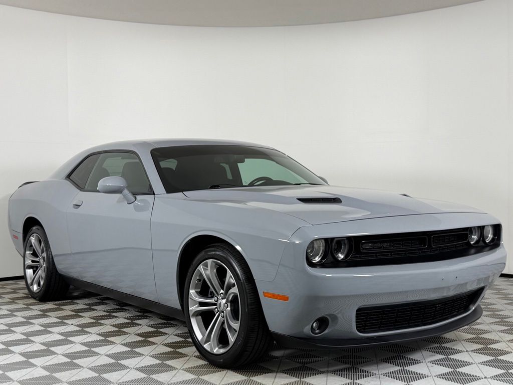 2021 Dodge Challenger SXT