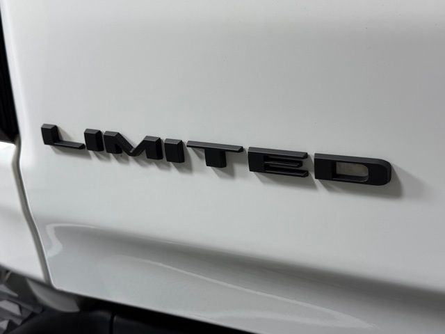 2022 RAM Ram 1500 Pickup Limited - Photo 15