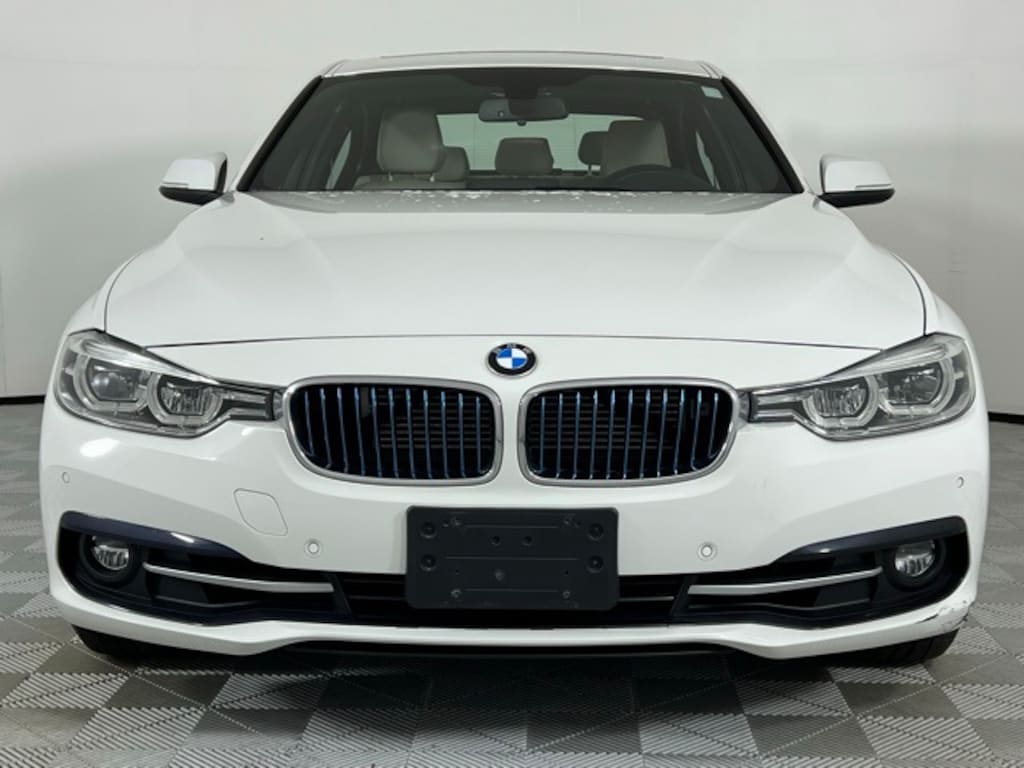 Used 2018 BMW 3 Series 330e iPerformance Sedan