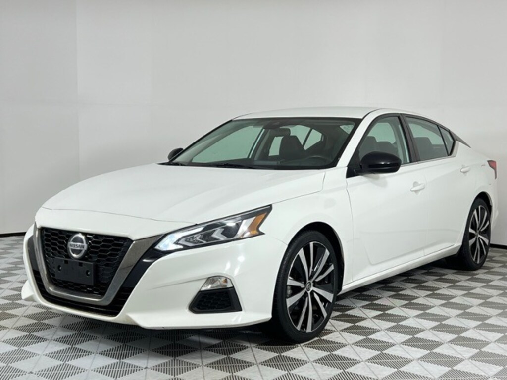Used 2021 Nissan Altima 2.5 SR Sedan
