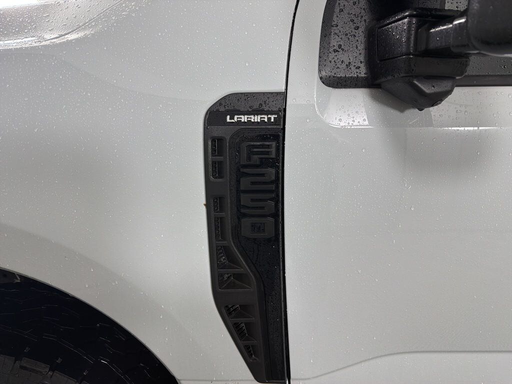 Used 2025 Ford F-250SD Lariat Truck