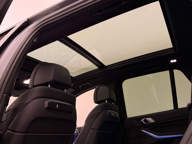 2025 BMW X5 40i - Photo 34