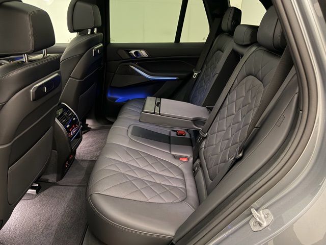 2025 BMW X5 40i - Photo 23