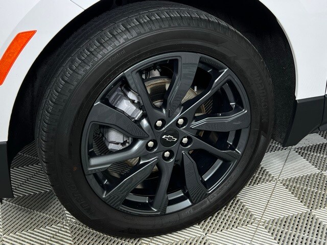 2023 Chevrolet Equinox RS photo 3