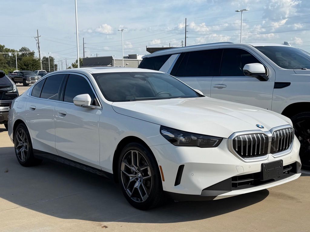 2026 BMW 5 Series 530i