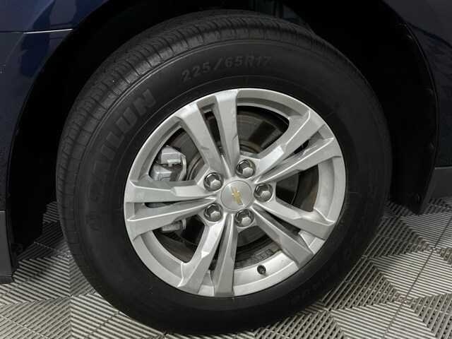 2016 Chevrolet Equinox LS photo 4