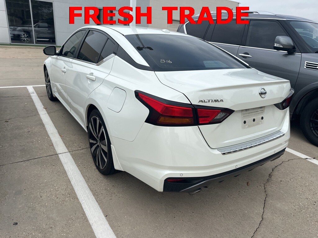 Used 2021 Nissan Altima 2.5 SR Sedan
