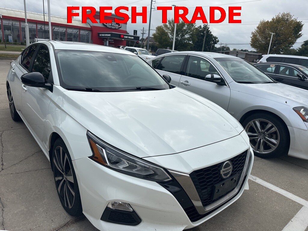 Used 2021 Nissan Altima 2.5 SR Sedan
