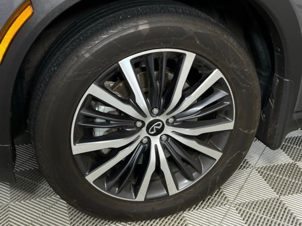Certified 2024 INFINITI QX60 Sensory SUV