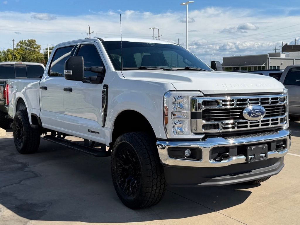 2024 Ford Super Duty F-250 XLT