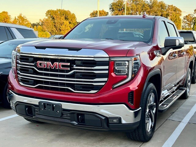 2024 Gmc Sierra 1500 SLT photo 3