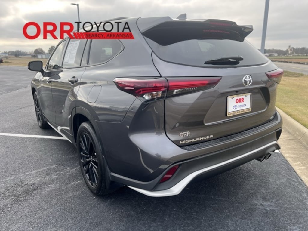 Used 2024 Toyota Highlander XSE SUV