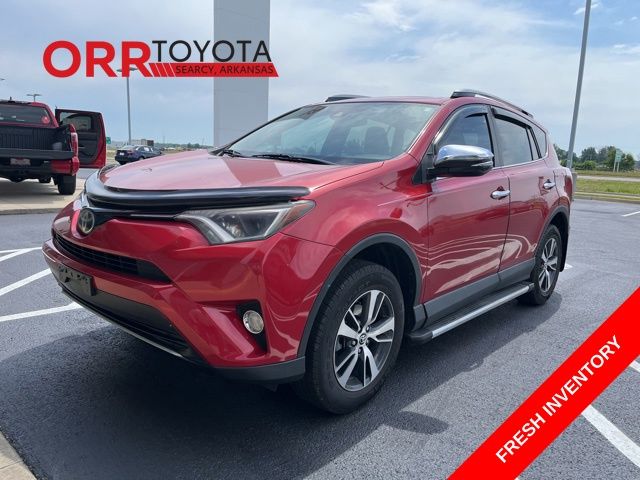 2017 Toyota RAV4 XLE's photo
