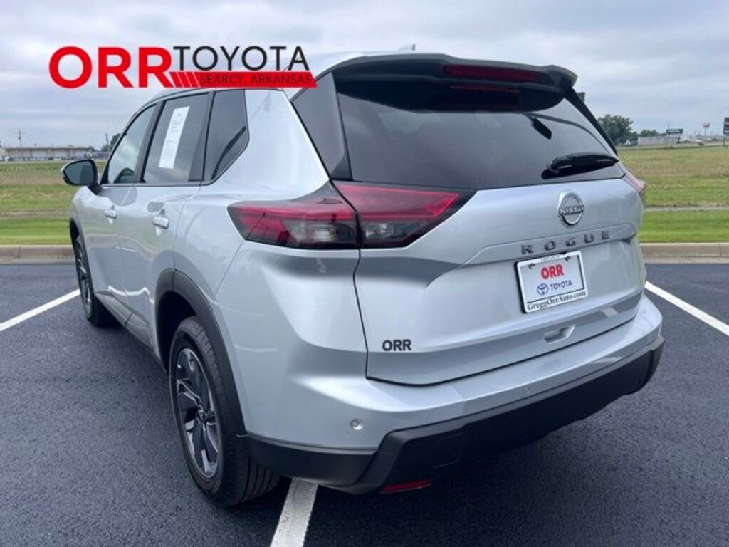 Used 2025 Nissan Rogue SV SUV