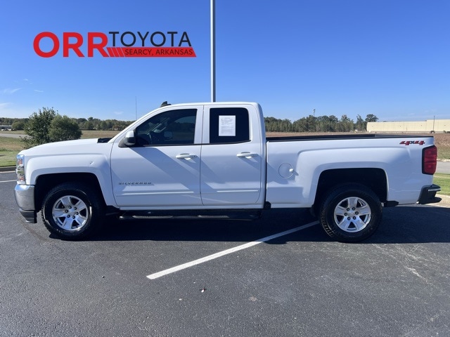 Used 2018 Chevrolet Silverado 1500 LT with VIN 1GCVKRECXJZ357478 for sale in Little Rock