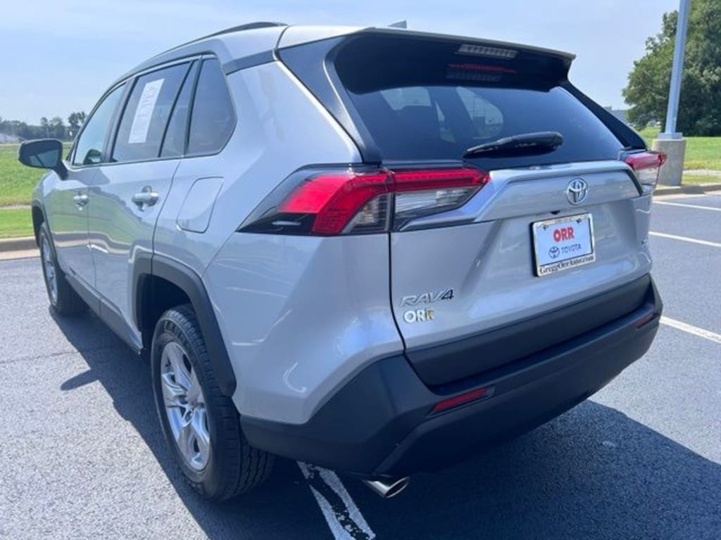 Used 2025 Toyota RAV4 XLE SUV
