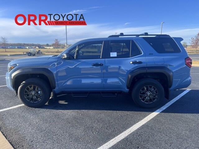 2025 Toyota 4Runner SR5 photo 2