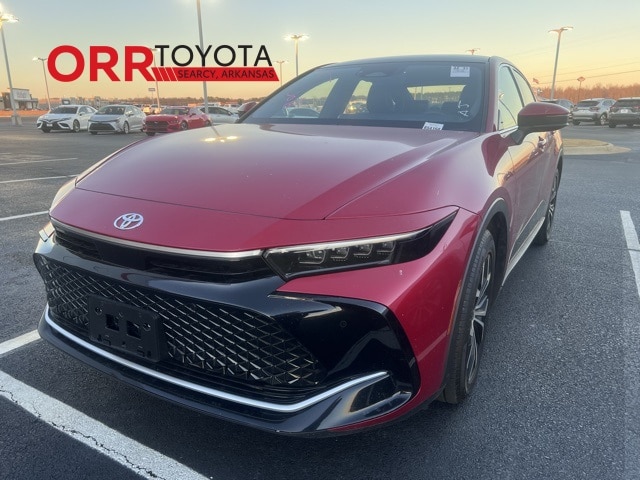 2024 Toyota Crown Limited's photo