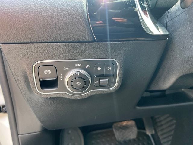 2021 Mercedes-Benz GLA GLA250 - Photo 15
